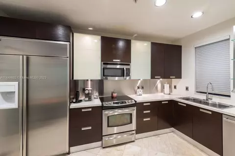 2401 Anderson Rd #3, Coral Gables, FL 33134 photo 8