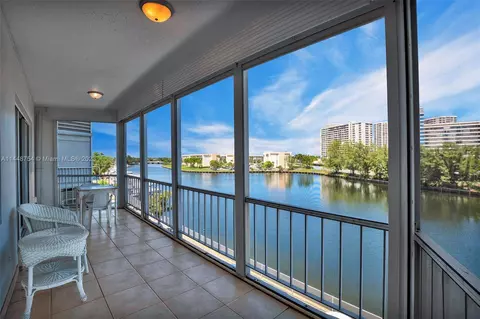 400 Diplomat Pkwy #408, Hallandale Beach, FL 33009