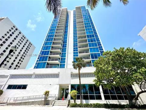2655 Collins Ave #2412, Miami Beach, FL 33140