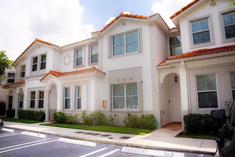 5460 NW 107th Ave #102, Doral, FL 33178