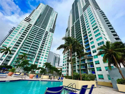 244 Biscayne Blvd #3407, Miami, FL 33132
