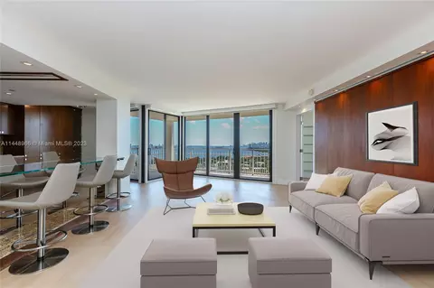1000 Quayside Ter #1706, Miami, FL 33138
