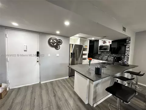 12455 SW 93rd Ter #310T, Miami, FL 33186