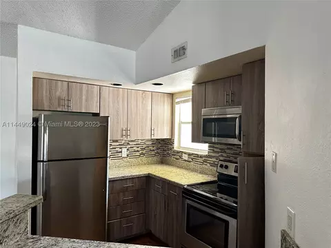 12540 Vista Isles Dr #1128, Sunrise, FL 33325