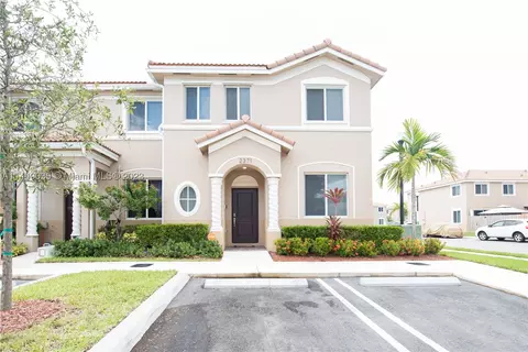 2371 SE 11th St, Homestead, FL 33035