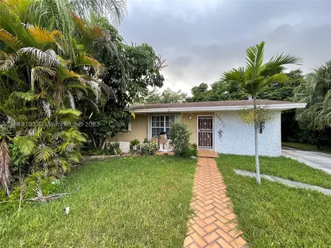 15432 SW 101st Ave, Miami, FL 33157