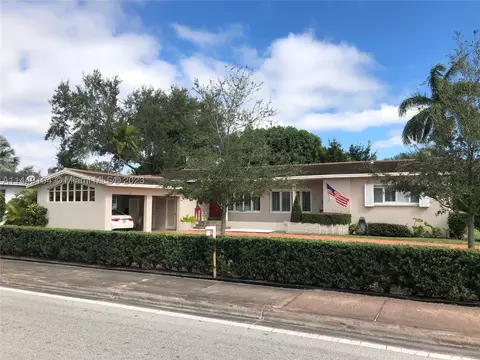 3633 S Le Jeune Rd, Coral Gables, FL 33134