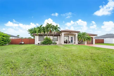 12873 SW 210th Ter, Miami, FL 33177