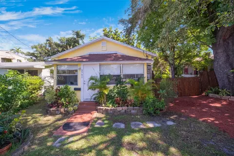 3741 Thomas Ave, Miami, FL 33133 photo 1