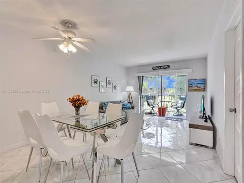 1201 Hillcrest Ct #208, Hollywood, FL 33021