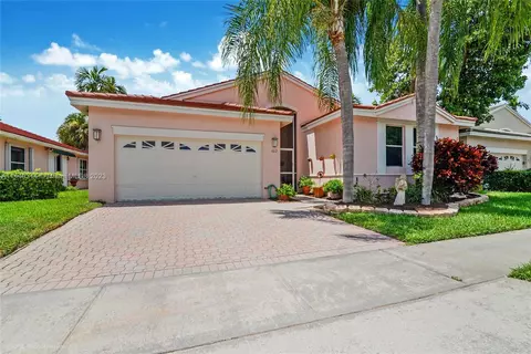1612 SW 149th Ave, Pembroke Pines, FL 33027
