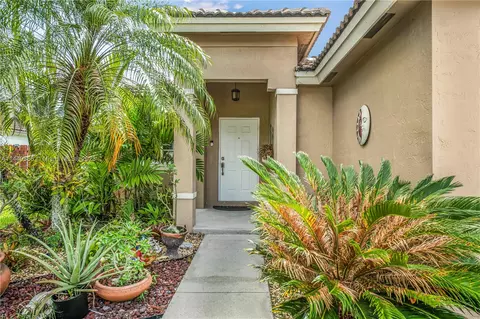 435 SE 30th Dr, Homestead, FL 33033