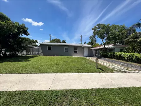 1510 N 69th Way, Hollywood, FL 33024