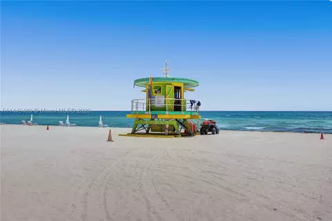 5700 Collins Ave #4M, Miami Beach, FL 33140
