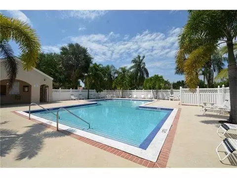 1750 N Bayshore Dr #4003, Miami, FL 33132