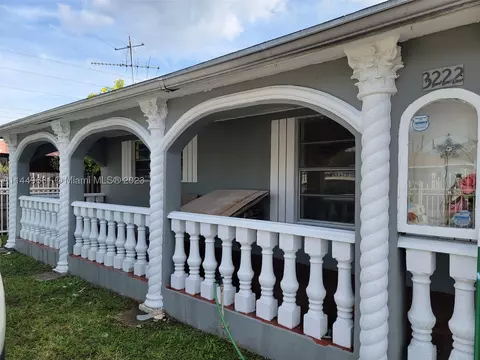 3222 NW 100th St, Miami, FL 33147