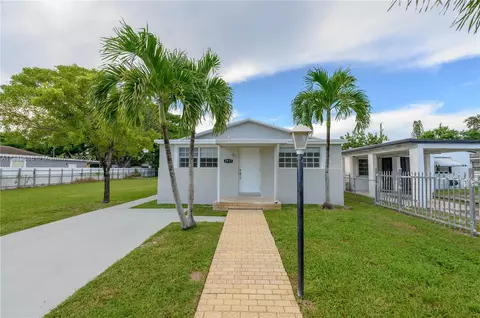 2927 NW 57th St, Miami, FL 33142