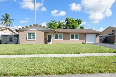 1711 N Anhinga Ln, Homestead, FL 33035