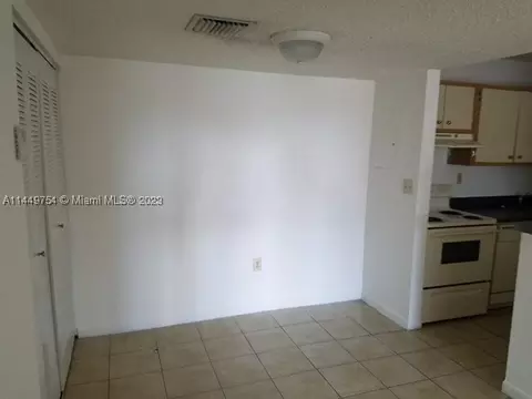 7220 NW 179th St #303, Hialeah, FL 33015
