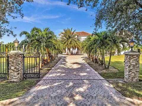35950 SW 218th Ave, Homestead, FL 33034