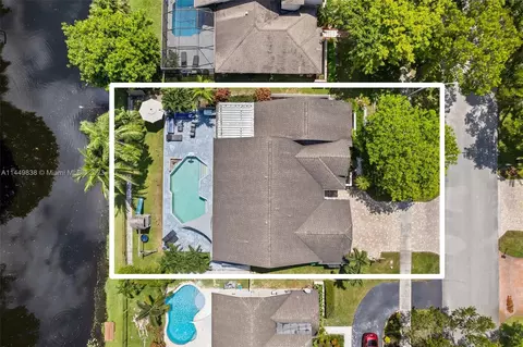 5762 SW 88th Ter, Cooper City, FL 33328