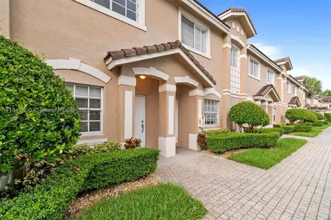 5719 NW 114th Ct #103, Doral, FL 33178