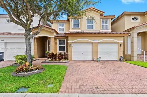 11019 NW 86th Ter, Doral, FL 33178