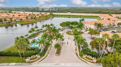 6720 NW 114th Ave #826, Doral, FL 33178