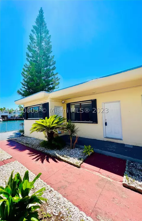 7975 Crespi Blvd, Miami Beach, FL 33141