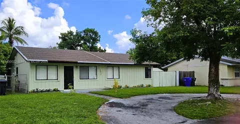 7811 SW 8th Ct, North Lauderdale, FL 33068