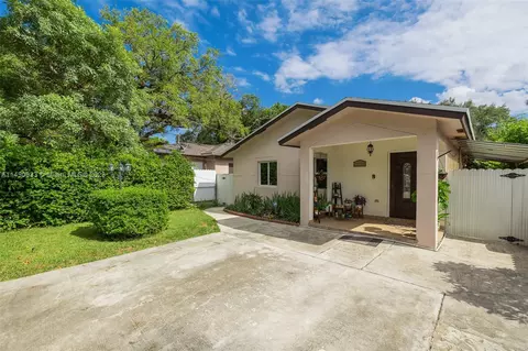 2480 NW 42nd St, Miami, FL 33142