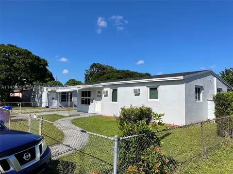 1541 N 68th Ter, Hollywood, FL 33024