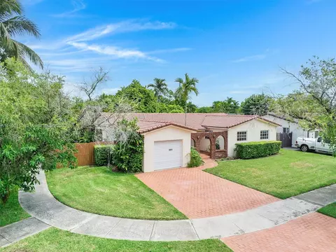 6001 SW 95th Ct, Miami, FL 33173