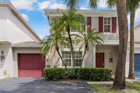 9601 Santa Rosa Dr #502, Tamarac, FL 33321