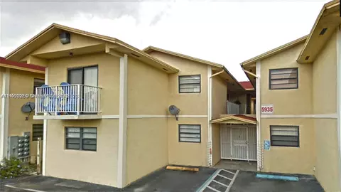5935 W 26th Ave #102, Hialeah, FL 33016