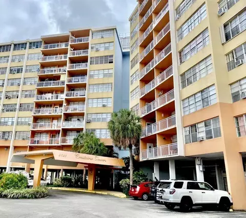 2025 NE 164th St #1008, North Miami Beach, FL 33162