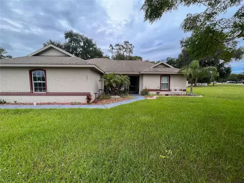 301 Emerald Court Pl, Ocala, FL 34472