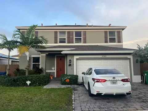 27585 SW 133rd Path, Homestead, FL 33032