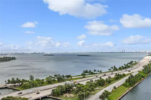 600 NE 36th St #2001, Miami, FL 33137