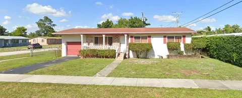 871 NW 171st St, Miami Gardens, FL 33169