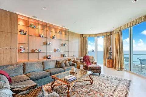 16047 Collins Ave #3303, Sunny Isles Beach, FL 33160