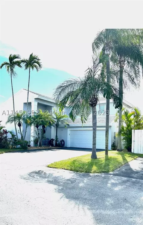 11458 SW 60th Ln, Miami, FL 33173