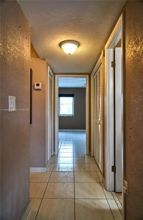 868 W 80th Pl, Hialeah, FL 33014 photo 22
