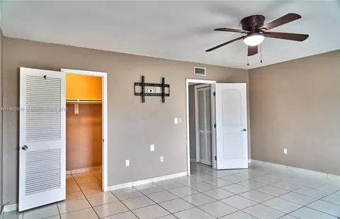 868 W 80th Pl, Hialeah, FL 33014 photo 25
