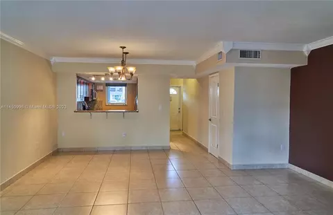 868 W 80th Pl, Hialeah, FL 33014 photo 8