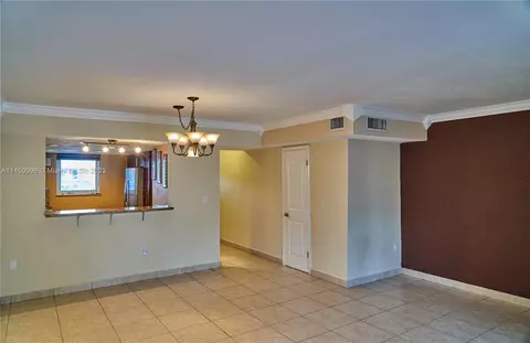 868 W 80th Pl, Hialeah, FL 33014 photo 3