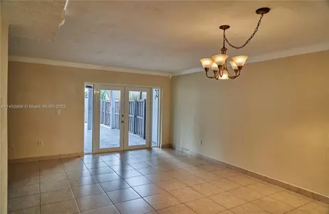 868 W 80th Pl, Hialeah, FL 33014 photo 4