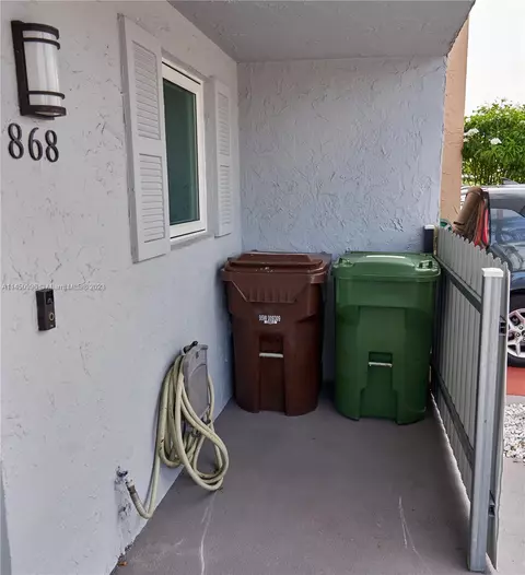 868 W 80th Pl, Hialeah, FL 33014 photo 37
