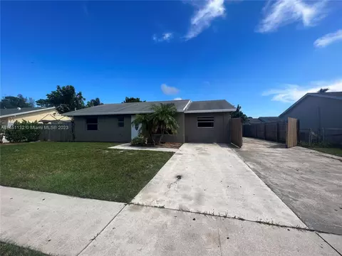 6254 N Carthage Cir N, Lake Worth, FL 33463