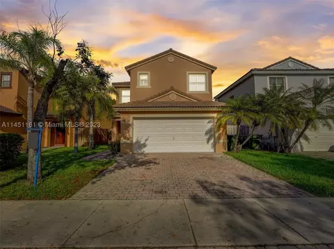 2063 SE 15th St, Homestead, FL 33035